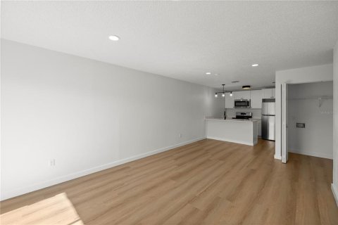 Immobilier commercial à vendre à Ocala, Floride: 8 chambres, 317.45 m2 № 2219303 - photo 17