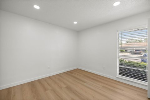 Immobilier commercial à vendre à Ocala, Floride: 8 chambres, 317.45 m2 № 2219303 - photo 25