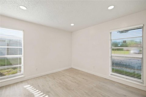 Immobilier commercial à vendre à Ocala, Floride: 8 chambres, 317.45 m2 № 2219303 - photo 13