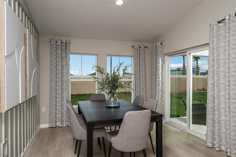 Villa ou maison à vendre à Haines City, Floride: 4 chambres, 171.87 m2 № 1870441 - photo 3