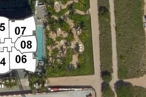 Condo in Surfside, Florida, 2 bedrooms  № 2081460 - photo 27