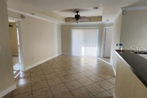 Condominio en venta en Orlando, Florida, 2 dormitorios, 87.98 m2 № 1833552 - foto 2