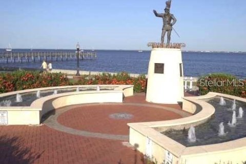 Купить земельный участок в Пунта-Горда, Флорида № 2165220 - фото 10