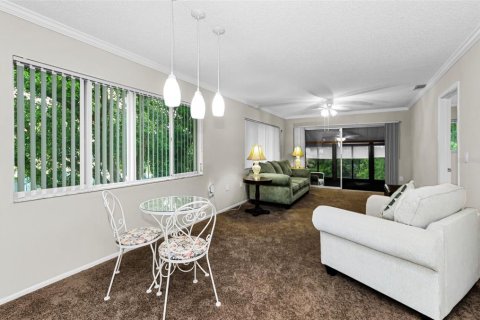 Condo in New Port Richey, Florida, 2 bedrooms № 2236485 - photo 17
