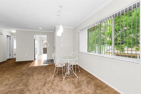 Condo in New Port Richey, Florida, 2 bedrooms № 2236485 - photo 18