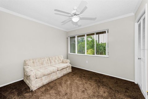 Condo in New Port Richey, Florida, 2 bedrooms № 2236485 - photo 27