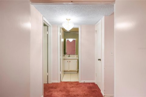 Condo in Lakeland, Florida, 2 bedrooms  № 1531335 - photo 9
