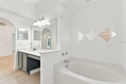 Villa ou maison à vendre à Orlando, Floride: 3 chambres, 151.8 m2 № 2414078 - photo 29