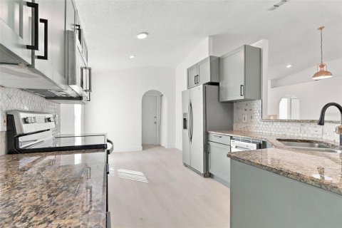Villa ou maison à vendre à Orlando, Floride: 3 chambres, 151.8 m2 № 2414078 - photo 17
