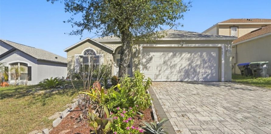 Villa ou maison à Orlando, Floride 3 chambres, 151.8 m2 № 2414078