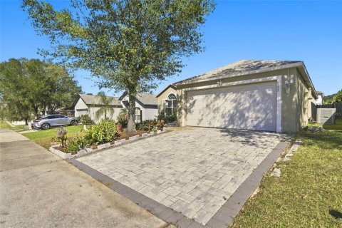Villa ou maison à vendre à Orlando, Floride: 3 chambres, 151.8 m2 № 2414078 - photo 4