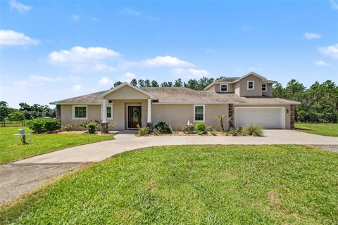 Villa ou maison à Clermont, Floride 4 chambres, 206.34 m2 № 2361546