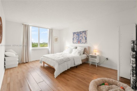 Купить кондоминиум в Норт-Майами-Бич, Флорида 2 спальни, 112.69м2, № 1994347 - фото 15