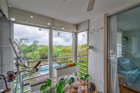 Купить кондоминиум в Норт-Майами-Бич, Флорида 2 спальни, 112.69м2, № 1994347 - фото 10