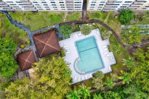 Купить кондоминиум в Норт-Майами-Бич, Флорида 2 спальни, 112.69м2, № 1994347 - фото 29