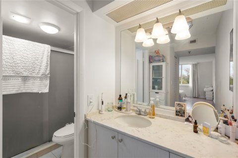 Купить кондоминиум в Норт-Майами-Бич, Флорида 2 спальни, 112.69м2, № 1994347 - фото 19