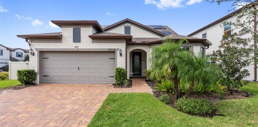 Villa ou maison à Tampa, Floride 4 chambres, 272.95 m2 № 2427351