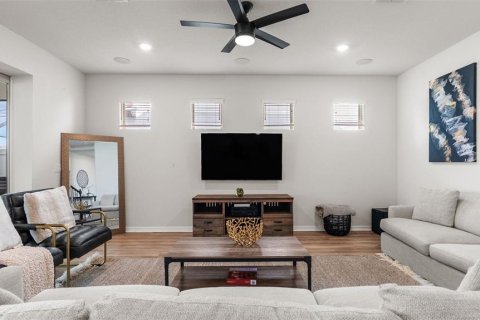 Villa ou maison à vendre à Tampa, Floride: 4 chambres, 272.95 m2 № 2427351 - photo 20