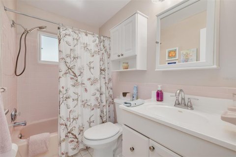Villa ou maison à vendre à Pinellas Park, Floride: 2 chambres, 153.01 m2 № 2208688 - photo 27