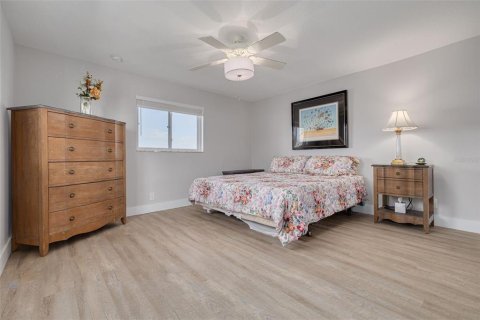 Villa ou maison à vendre à Pinellas Park, Floride: 2 chambres, 153.01 m2 № 2208688 - photo 24