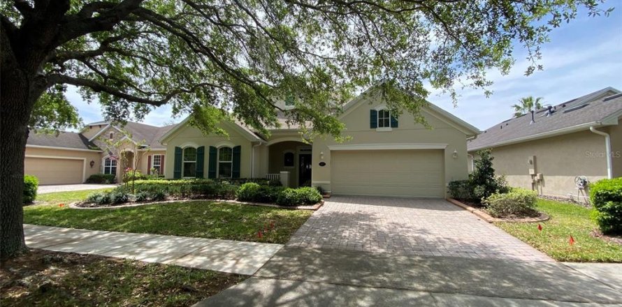House in DeLand, Florida 3 bedrooms, 176.98 sq.m. № 1591781