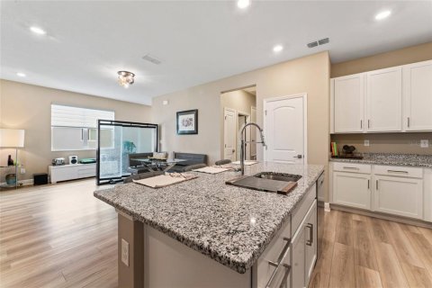 House in Parrish, Florida 3 bedrooms, 139.91 sq.m. № 1917688 - photo 17