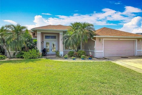 House in Port Orange, Florida 3 bedrooms, 184.32 sq.m. № 1680675 - photo 4