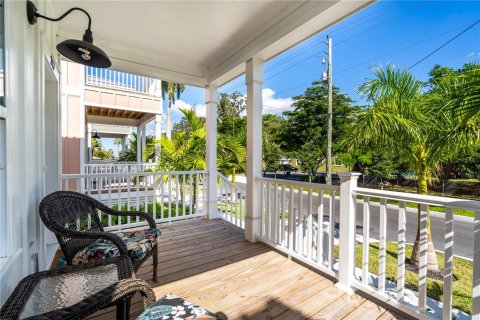 House in Bradenton, Florida 2 bedrooms, 104.05 sq.m. № 1690400 - photo 4