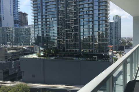 Condominio en alquiler en Miami, Florida, 1 dormitorio, 68.56 m2 № 1955370 - foto 15