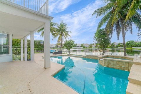 Villa ou maison à vendre à Miramar, Floride: 5 chambres, 325.25 m2 № 1952226 - photo 19