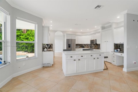 Villa ou maison à vendre à Miramar, Floride: 5 chambres, 325.25 m2 № 1952226 - photo 11