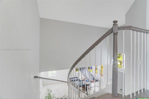 Villa ou maison à vendre à Miramar, Floride: 5 chambres, 325.25 m2 № 1952226 - photo 25