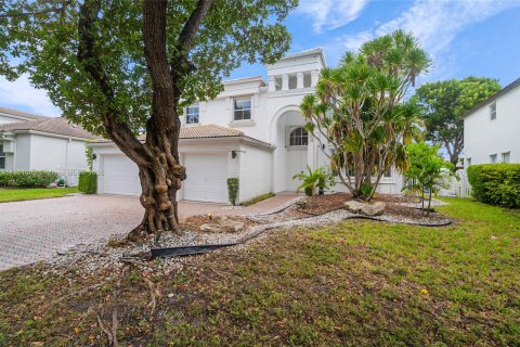 Villa ou maison à vendre à Miramar, Floride: 5 chambres, 325.25 m2 № 1952226 - photo 4