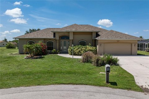 Casa en venta en Punta Gorda, Florida, 4 dormitorios, 204.76 m2 № 1843684 - foto 1