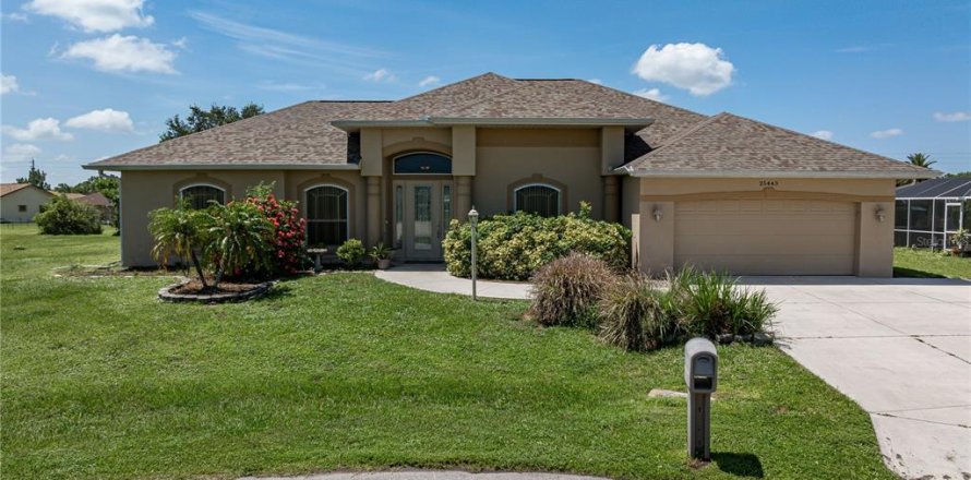 Casa en Punta Gorda, Florida 4 dormitorios, 204.76 m2 № 1843684