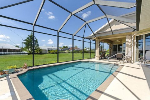 Casa en venta en Punta Gorda, Florida, 4 dormitorios, 204.76 m2 № 1843684 - foto 11