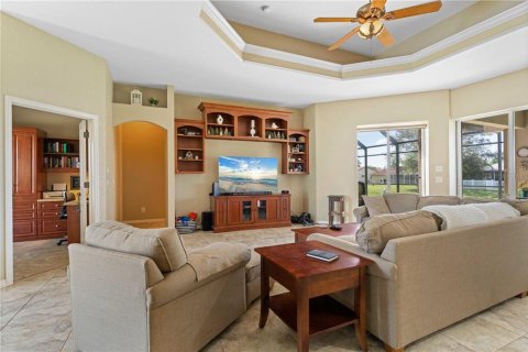 Casa en venta en Punta Gorda, Florida, 4 dormitorios, 204.76 m2 № 1843684 - foto 15