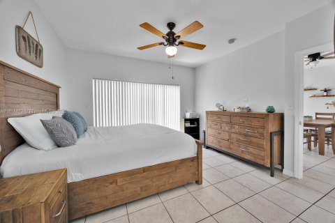 Villa ou maison à vendre à Miami, Floride: 3 chambres, 122.45 m2 № 1779270 - photo 10