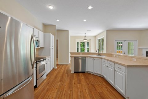 House in Crystal River, Florida 3 bedrooms, 217.58 sq.m. № 1858302 - photo 14