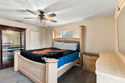 House in Kissimmee, Florida 3 bedrooms, 187.38 sq.m. № 2429127 - photo 25