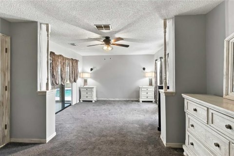 House in Kissimmee, Florida 3 bedrooms, 187.38 sq.m. № 2429127 - photo 19