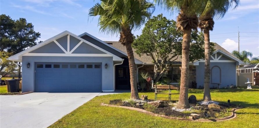 House in Kissimmee, Florida 3 bedrooms, 187.38 sq.m. № 2429127