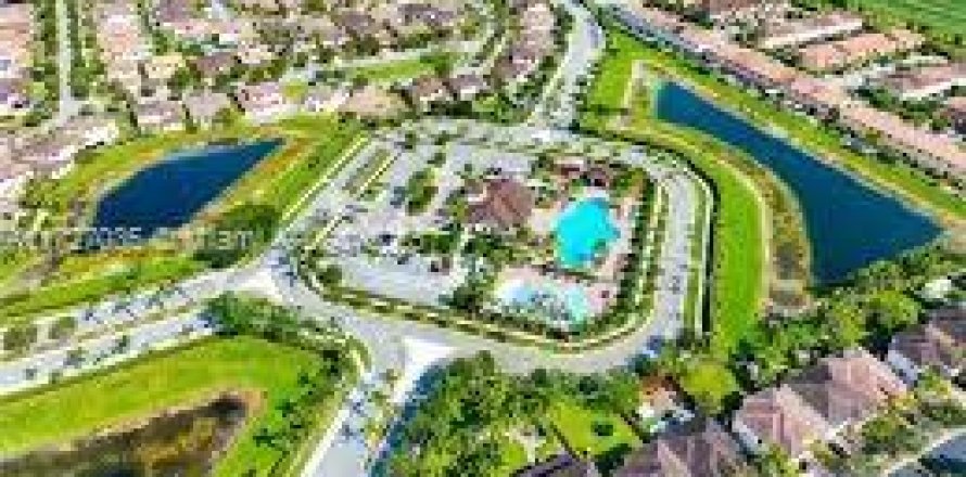 Villa ou maison à Homestead, Floride 5 chambres, 253.81 m2 № 1671925