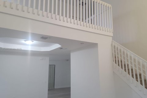 Villa ou maison à vendre à Homestead, Floride: 5 chambres, 253.81 m2 № 1671925 - photo 7