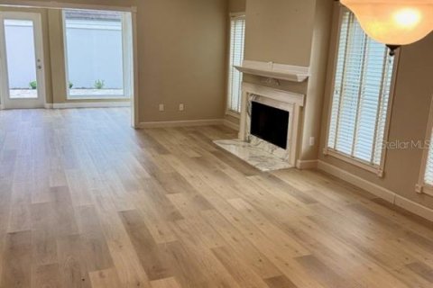 Condominio en venta en Orlando, Florida, 3 dormitorios, 255.48 m2 № 2294985 - foto 7