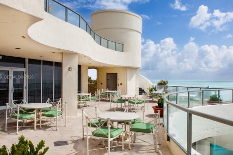 Купить кондоминиум в Санни-Айлс-Бич, Флорида 1 спальня, 86.4м2, № 2044010 - фото 6