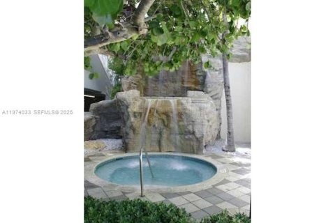 Купить кондоминиум в Санни-Айлс-Бич, Флорида 1 спальня, 86.4м2, № 2044010 - фото 8