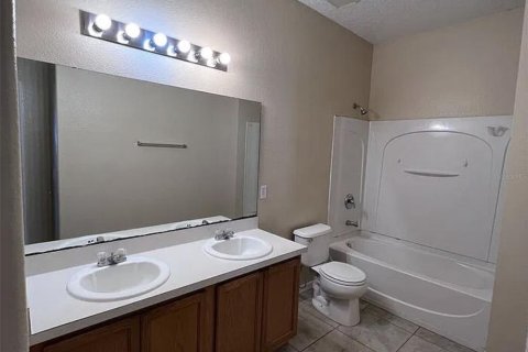 Villa ou maison à louer à Davenport, Floride: 4 chambres, 182.09 m2 № 2425361 - photo 9