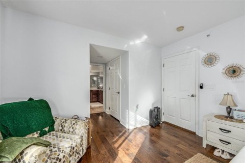 Condo in Cape Canaveral, Florida, 3 bedrooms  № 2109770 - photo 17