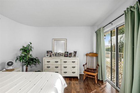 Condo in Cape Canaveral, Florida, 3 bedrooms  № 2109770 - photo 18